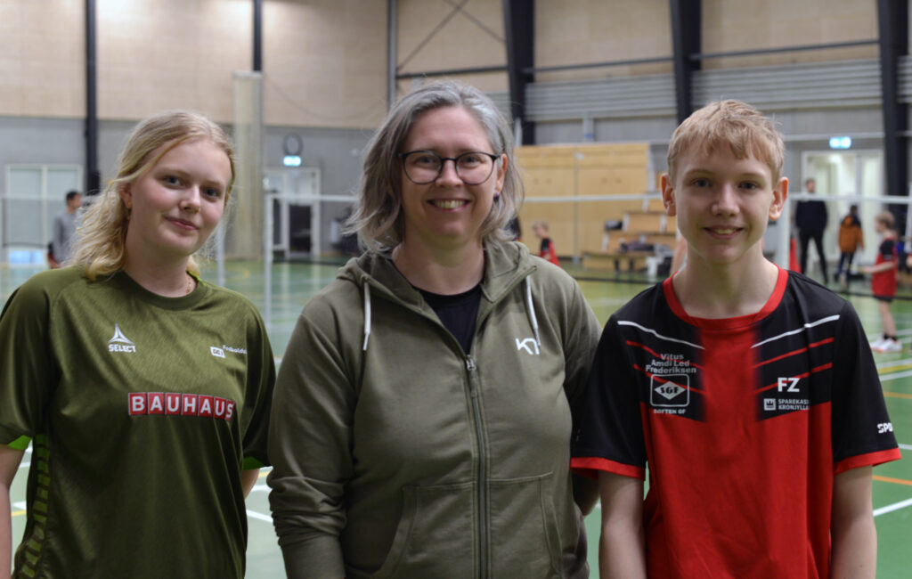 Emilie, Lotte og Vitus Søften GF Badminton - Søften Nyt - Foto: Anders Godtfred-Rasmussen.